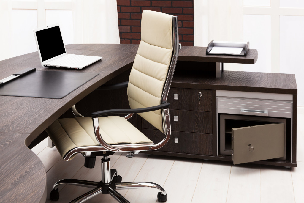 boost-your-office-interior-appeal